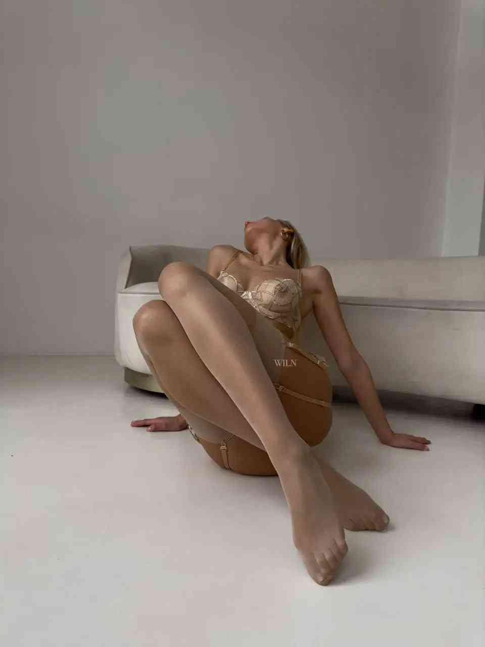 GLAM Stockings - Nude Shimmer