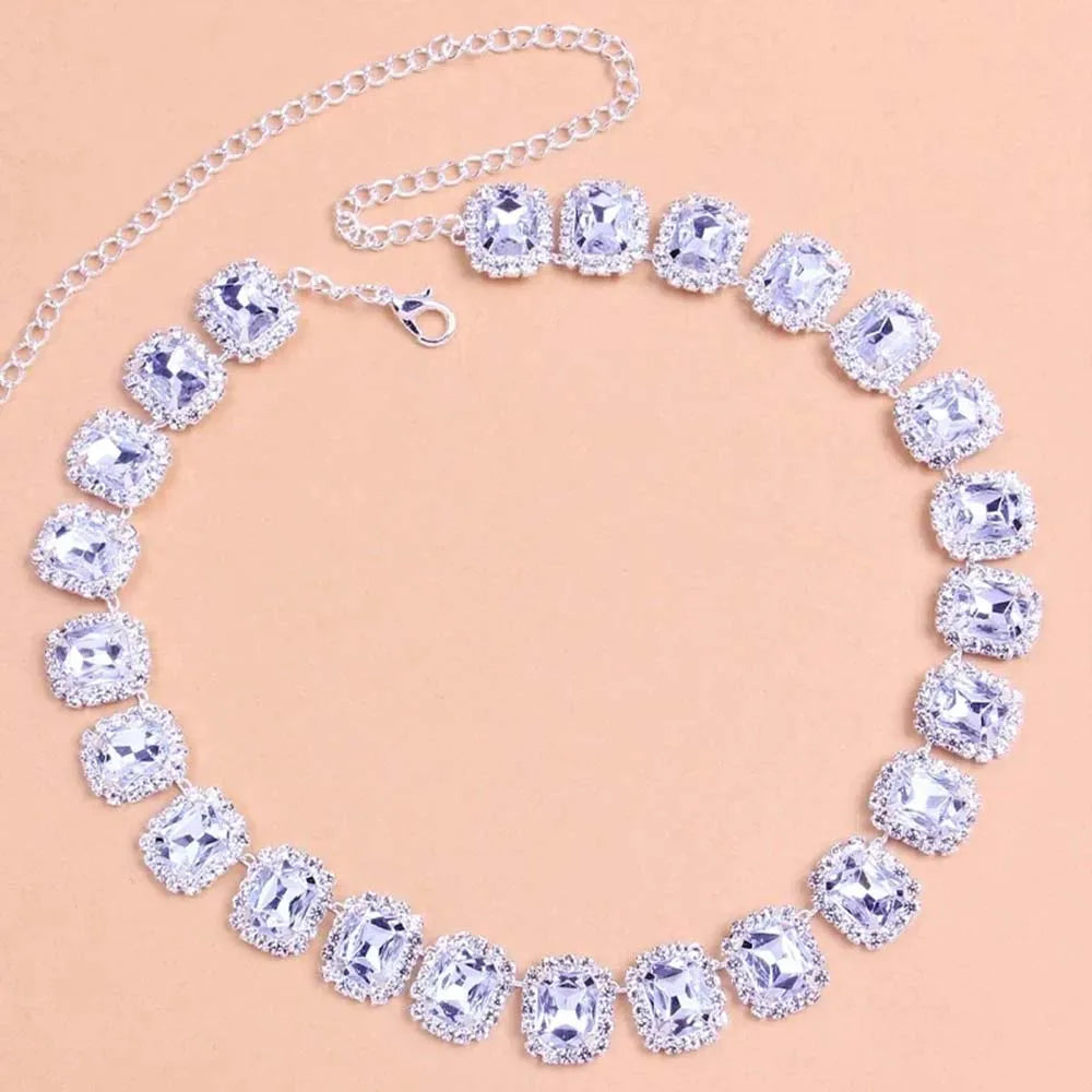 Luxurious Rhinestone Choker