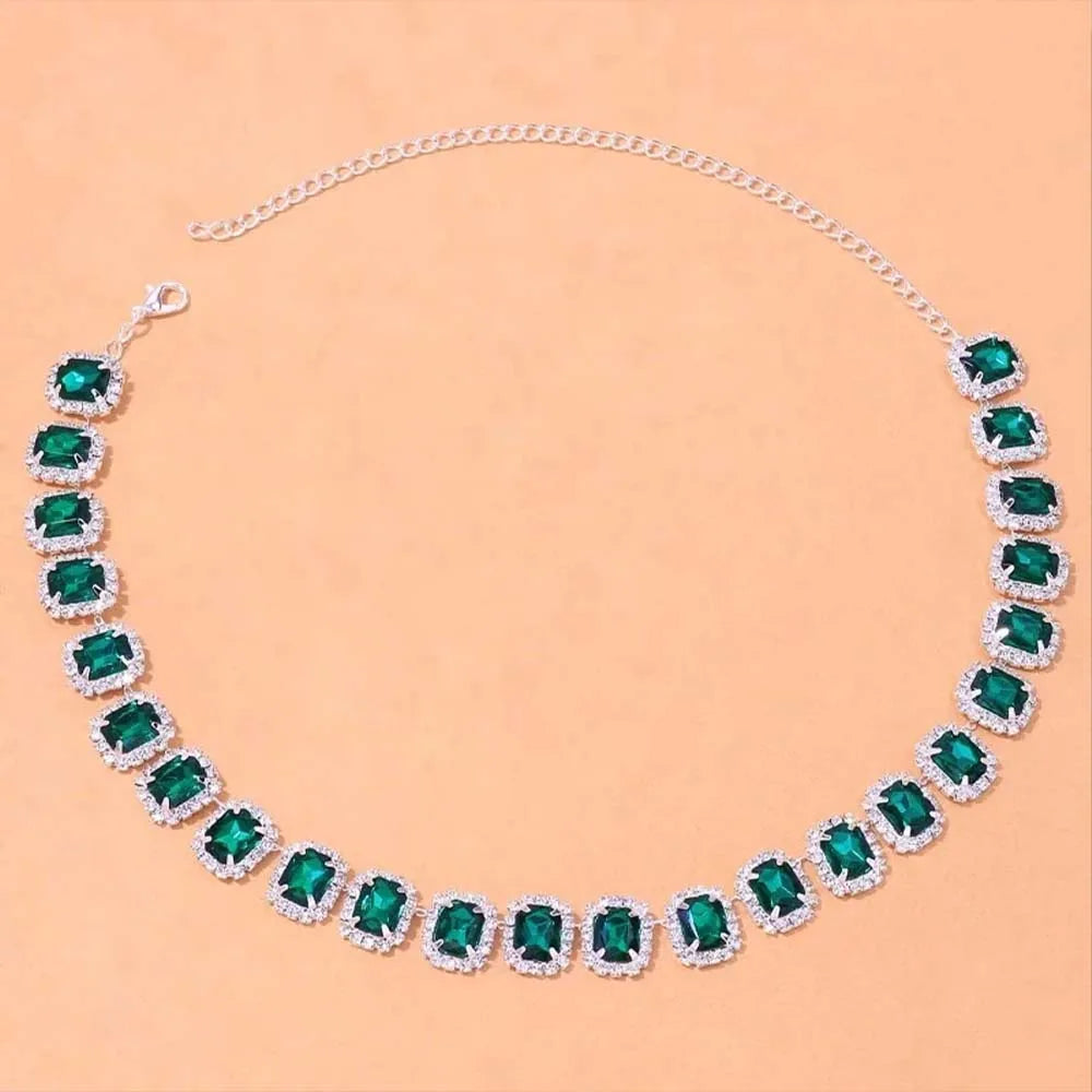 Luxurious Rhinestone Choker