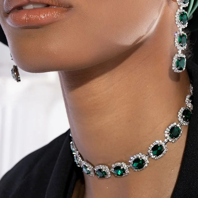 Luxurious Rhinestone Choker